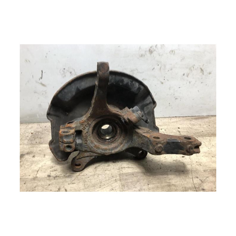 Fusee avant gauche SUZUKI SWIFT 3 d’occasion