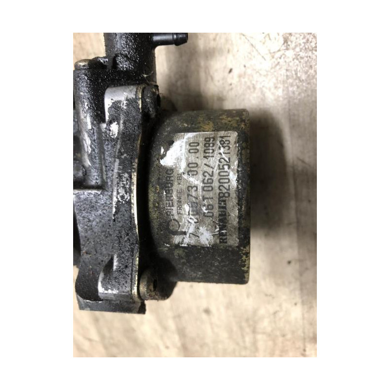 Pompe à vide RENAULT  d’occasion