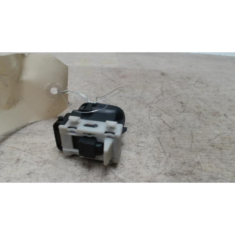 Interrupteur de leve vitre arriere droit MERCEDES  d’occasion