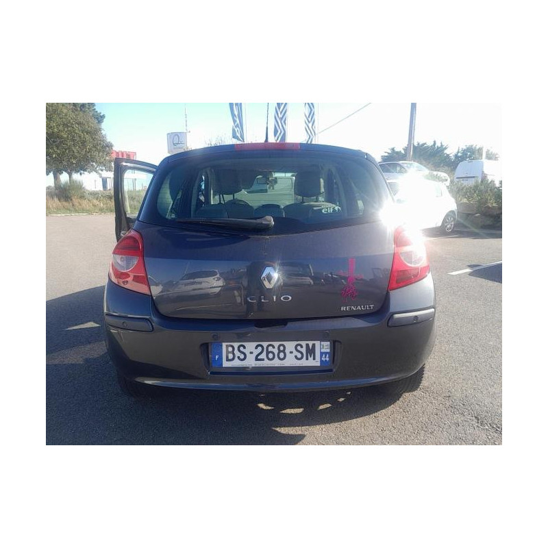 Serrure arriere gauche RENAULT CLIO 3 PHASE 1 d’occasion