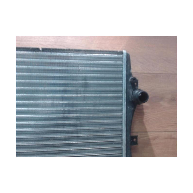 Radiateur eau VOLKSWAGEN GOLF 5 d’occasion