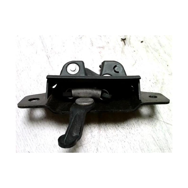 Serrure de coffre PEUGEOT 106 PHASE 2 d’occasion