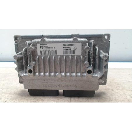 Calculateur moteur RENAULT CLIO 3 PHASE 1 d’occasion
