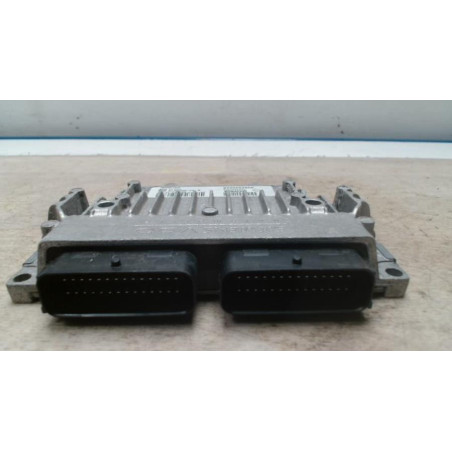 Calculateur moteur RENAULT CLIO 3 PHASE 1 d’occasion