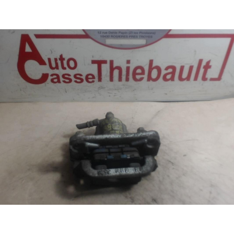 Etrier avant droit (freinage) NISSAN PULSAR d’occasion