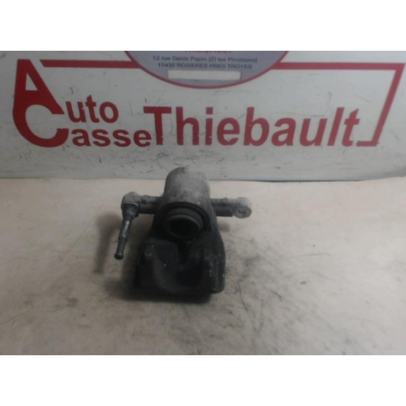 Etrier arriere droit (freinage) TOYOTA AVENSIS II d’occasion