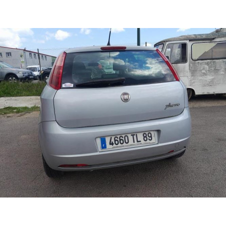 Boitier de prechauffage FIAT GRANDE PUNTO d’occasion