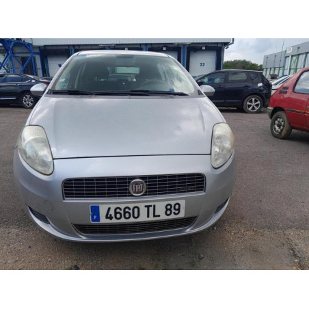 Boitier de prechauffage FIAT GRANDE PUNTO d’occasion