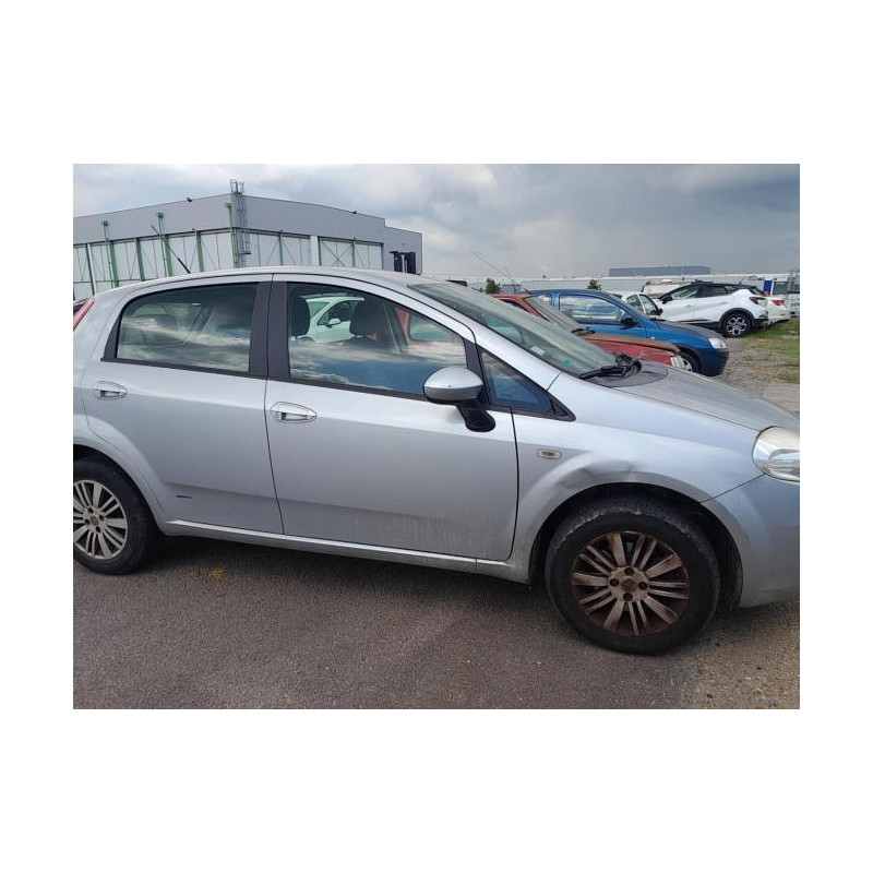Boitier de prechauffage FIAT GRANDE PUNTO d’occasion