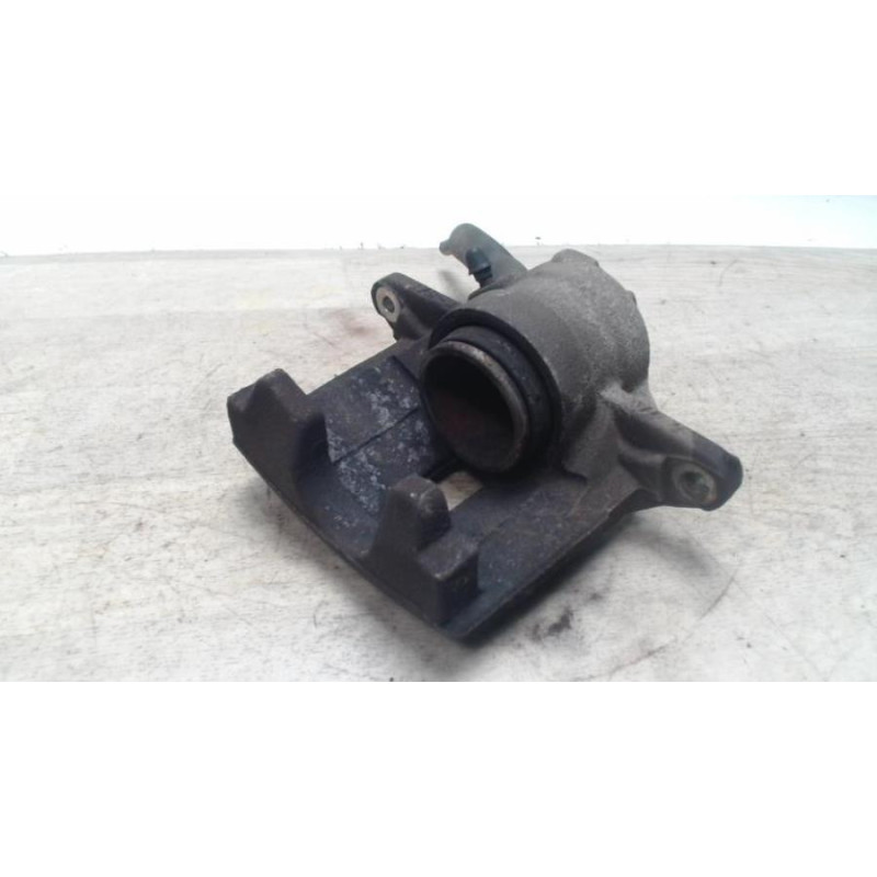 Etrier avant gauche (freinage) PEUGEOT 307 PHASE 1 d’occasion