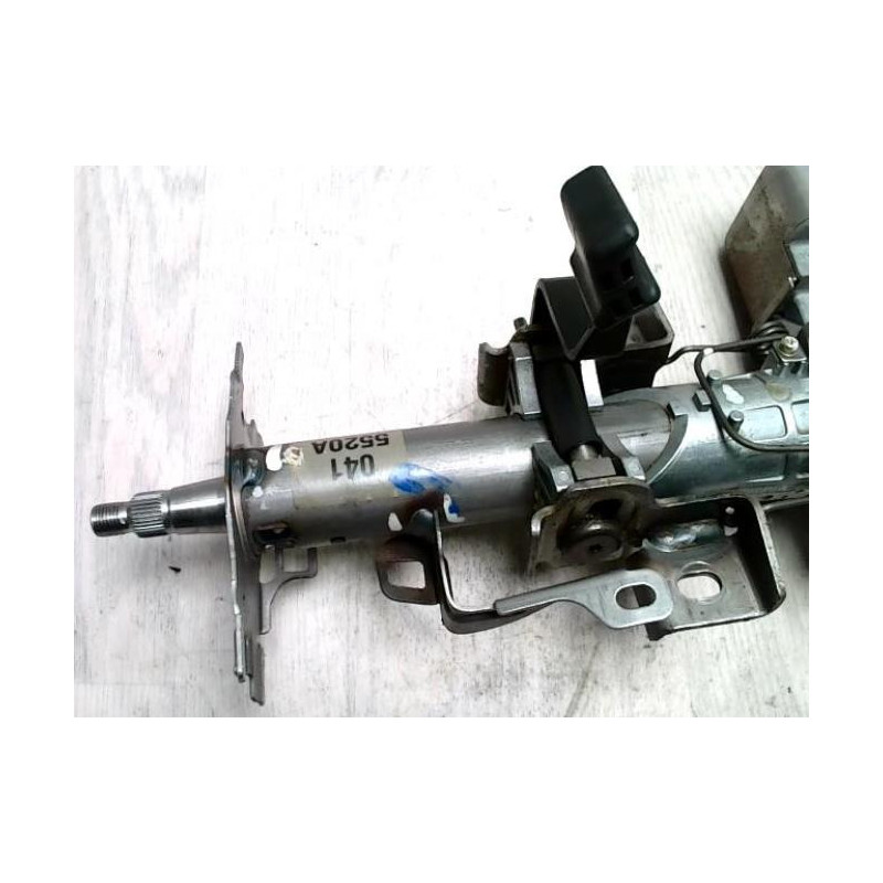 Colonne de direction TOYOTA COROLLA VERSO 2 PHASE 1 d’occasion
