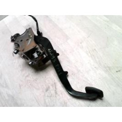 Pedalier de frein TOYOTA COROLLA VERSO 2 PHASE 1 d’occasion