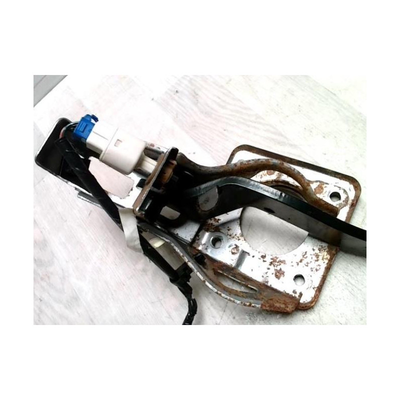 Pedalier d'embrayage TOYOTA COROLLA VERSO 2 PHASE 1 d’occasion