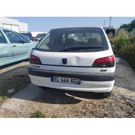 Rampe injection PEUGEOT 306 PHASE 2 d’occasion