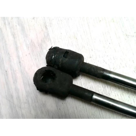 Verin de coffre TOYOTA COROLLA VERSO 2 PHASE 1 d’occasion