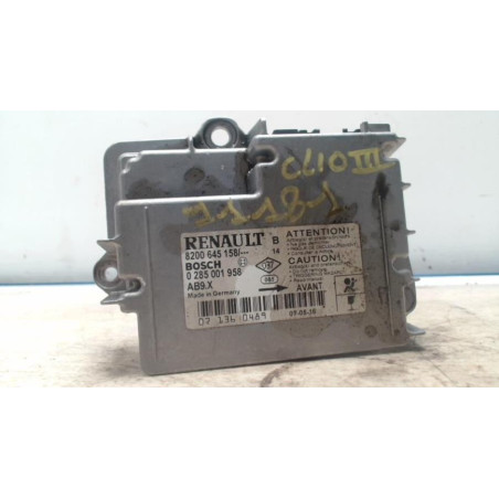 Boitier air bag RENAULT CLIO 3 PHASE 1 d’occasion