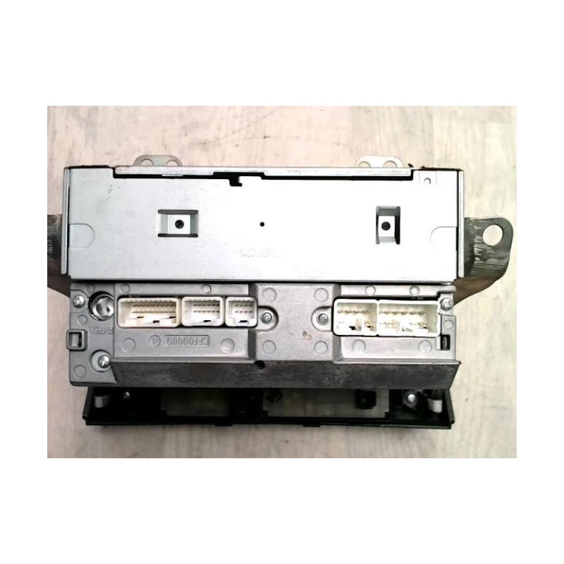 Autoradio d'origine TOYOTA COROLLA VERSO 2 PHASE 1 d’occasion