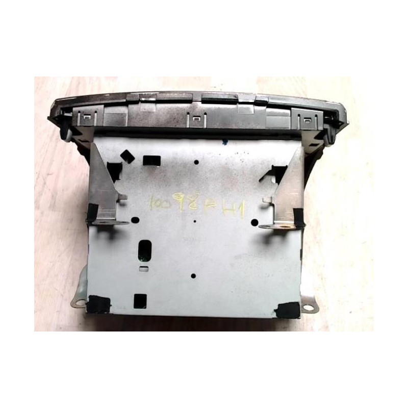 Autoradio d'origine TOYOTA COROLLA VERSO 2 PHASE 1 d’occasion