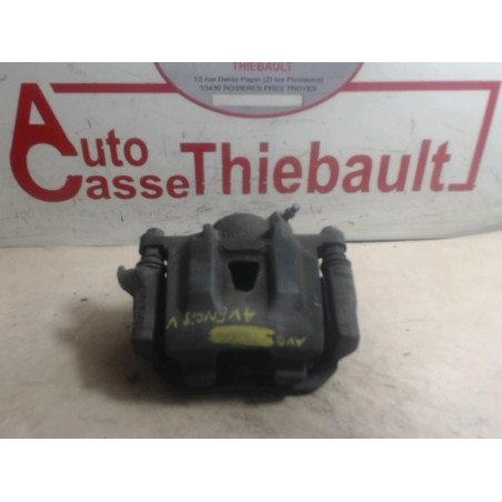Etrier avant droit (freinage) TOYOTA AVENSIS d’occasion
