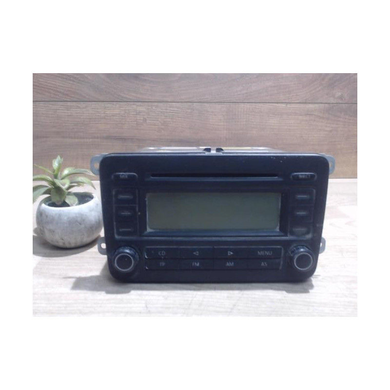Autoradio d'origine VOLKSWAGEN CADDY 3 PHASE 1 d’occasion
