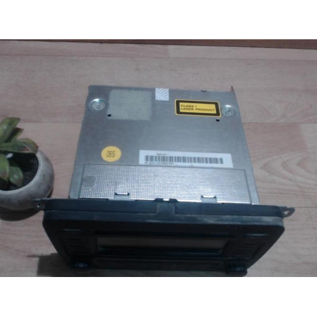 Autoradio d'origine VOLKSWAGEN CADDY 3 PHASE 1 d’occasion