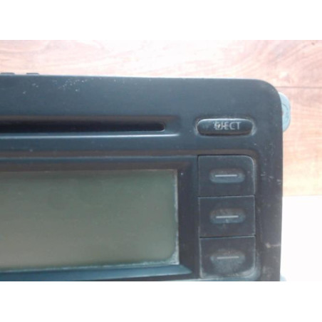 Autoradio d'origine VOLKSWAGEN CADDY 3 PHASE 1 d’occasion
