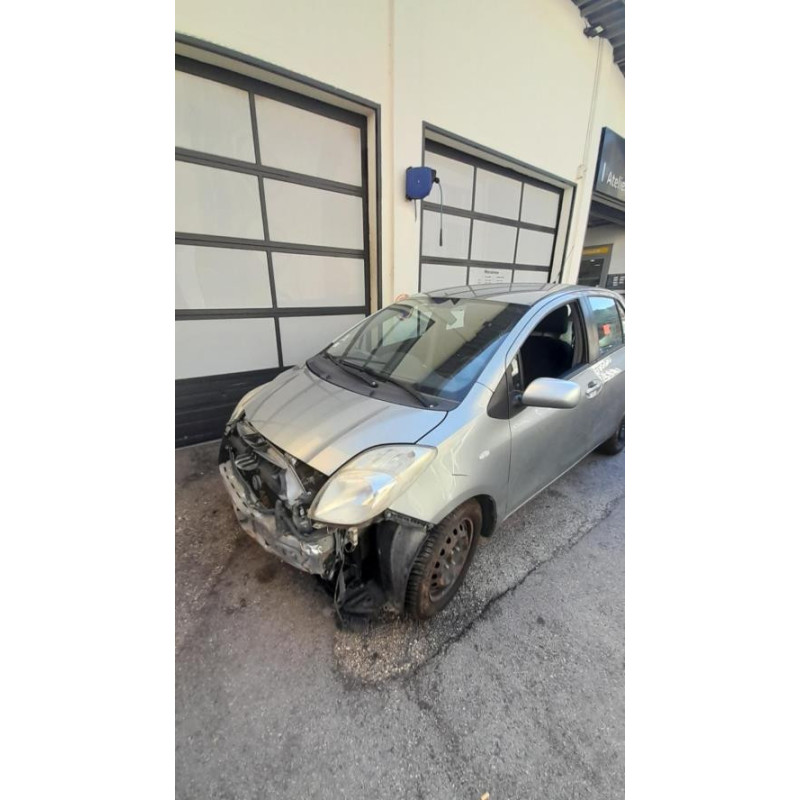 Autoradio d'origine TOYOTA YARIS 2 PHASE 1 d’occasion