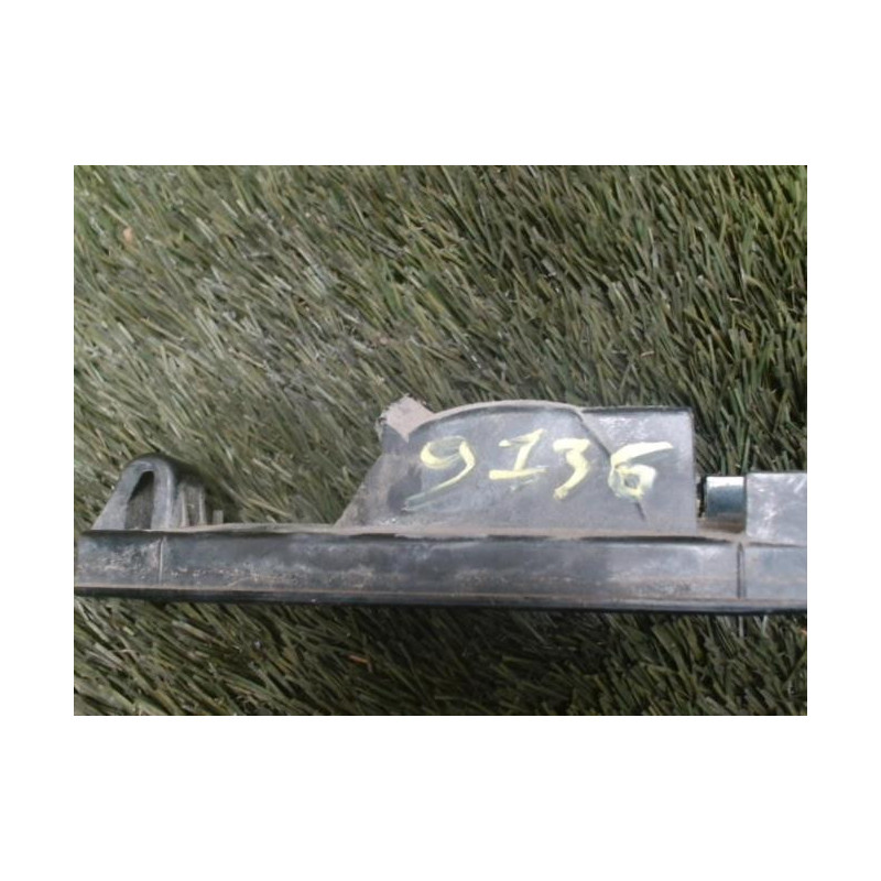Eclairage de plaque PEUGEOT 306 BREAK d’occasion