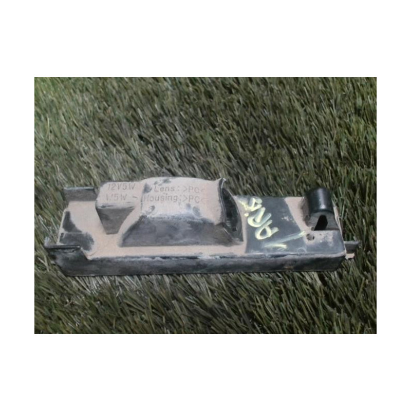 Eclairage de plaque PEUGEOT 306 BREAK d’occasion
