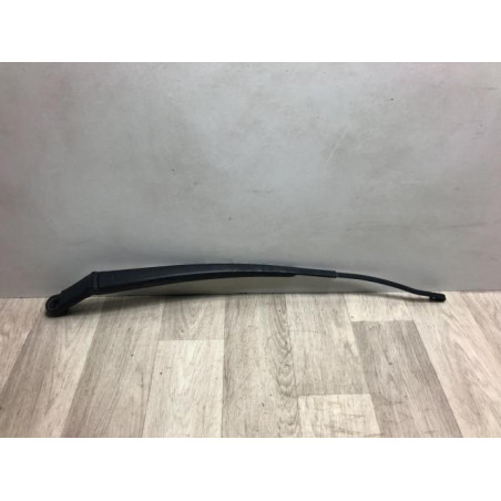Bras essuie glace avant droit TOYOTA YARIS 2 PHASE 1 d’occasion