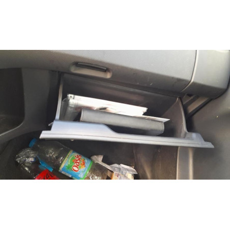 Bras essuie glace avant droit TOYOTA YARIS 2 PHASE 1 d’occasion