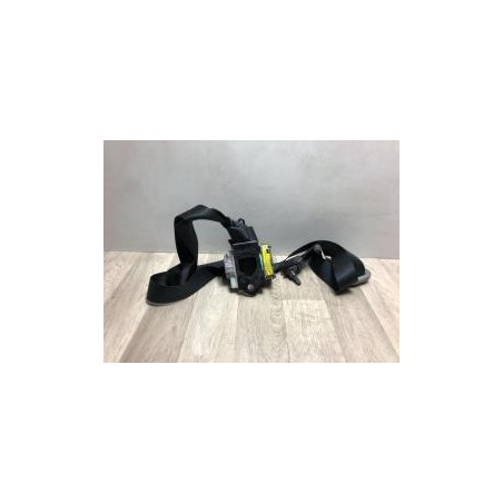 Ceinture avant droit TOYOTA YARIS 2 PHASE 1 d’occasion
