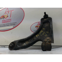 Triangle avant gauche FORD FIESTA V d’occasion