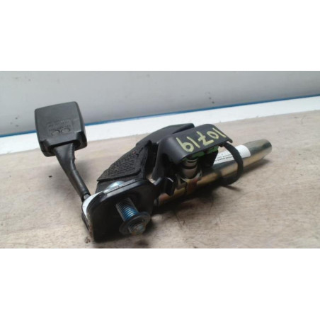 Attache ceinture arriere droit MERCEDES  d’occasion