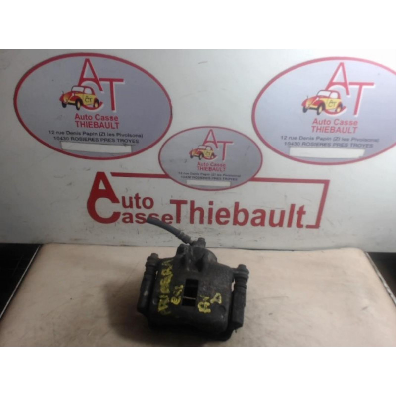 Etrier avant droit (freinage) NISSAN PRIMERA I d’occasion