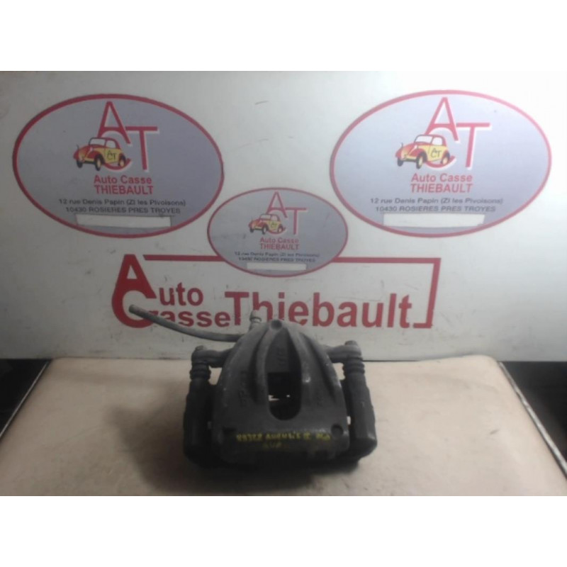 Etrier avant droit (freinage) TOYOTA AVENSIS II d’occasion