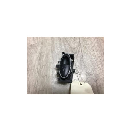 Bouton de coffre MERCEDES CLASSE E 211 PHASE 1 d’occasion