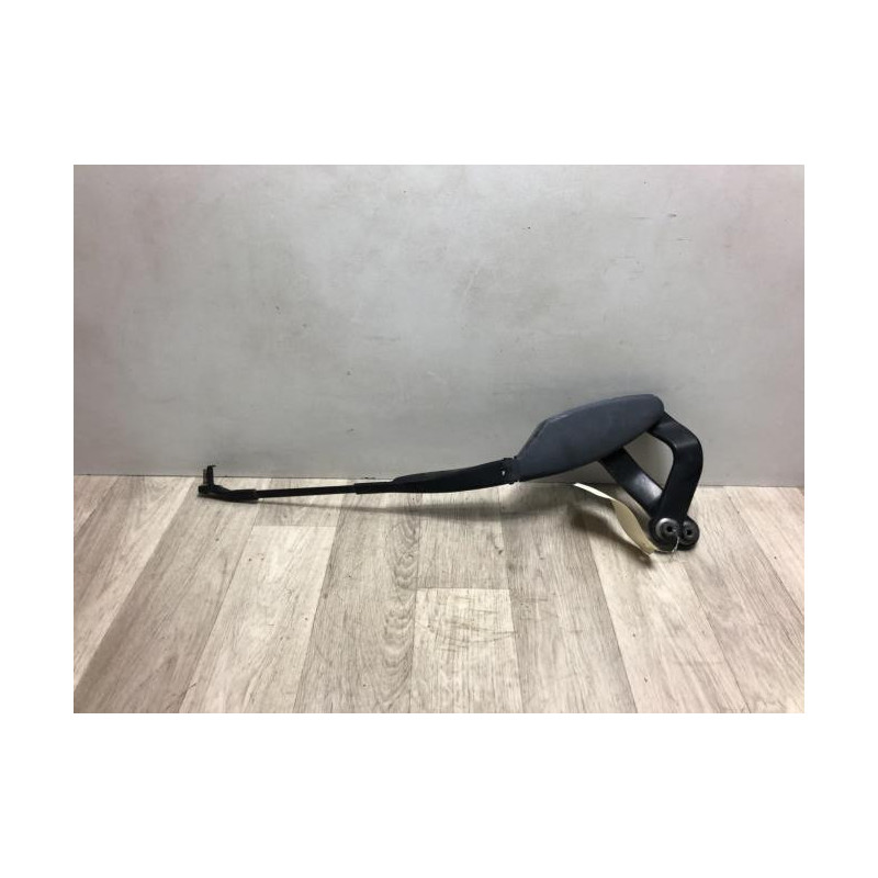 Bras essuie glace avant droit MERCEDES CLASSE E 211 PHASE 1 d’occasion