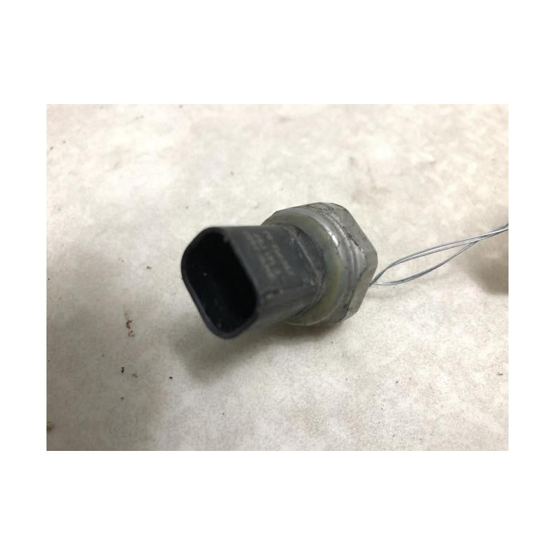 Pressostat de climatisation BMW SERIE 1 E87 PHASE 2 d’occasion