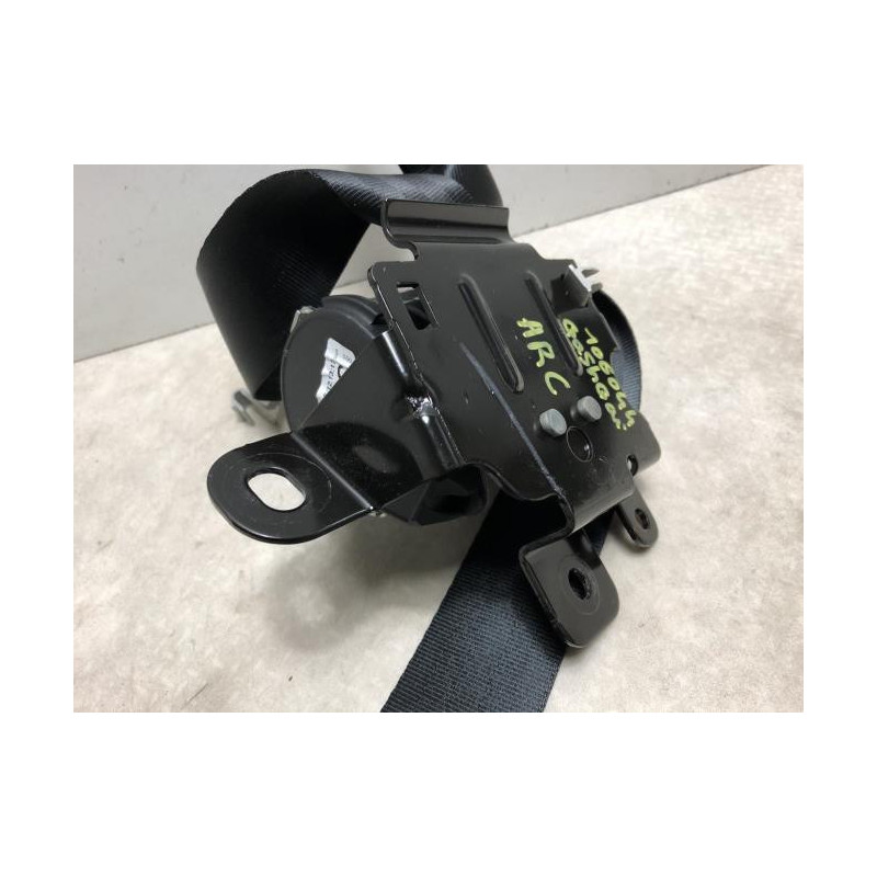 Ceinture arriere centrale NISSAN QASHQAI 1 PHASE 2 d’occasion