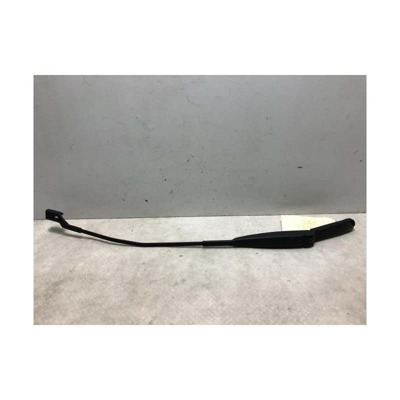Bras essuie glace avant droit FIAT BRAVO 2 d’occasion