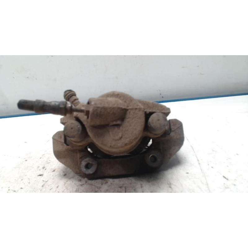 Etrier avant gauche (freinage) FORD FIESTA 5 PHASE 1 d’occasion