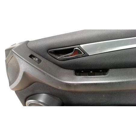Panneau de porte avant droit MERCEDES CLASSE B 245 PHASE 2 d’occasion