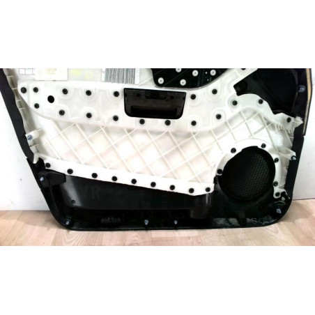 Panneau de porte avant droit MERCEDES CLASSE B 245 PHASE 2 d’occasion