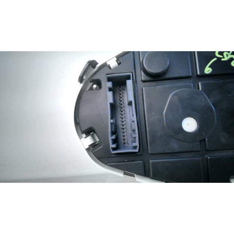 Compteur FORD FIESTA 6 PHASE 1 d’occasion