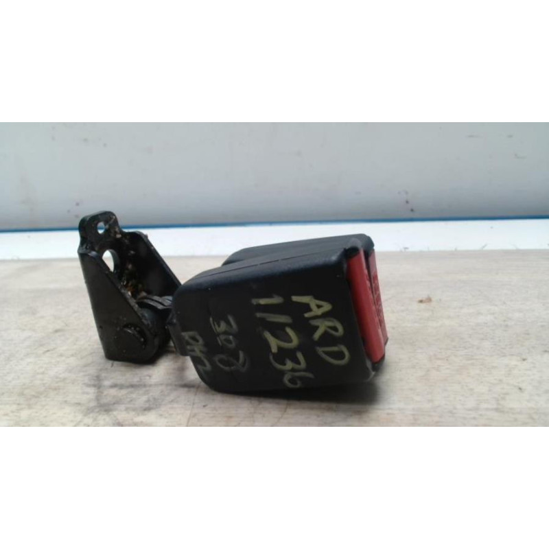 Attache ceinture arriere droit PEUGEOT 308 1 PHASE 2 d’occasion