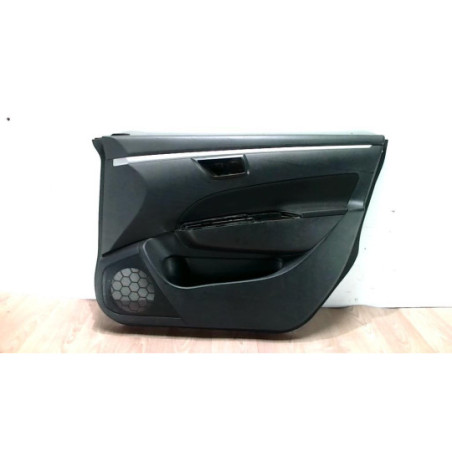 Panneau de porte avant droit SUZUKI SWIFT 4 d’occasion