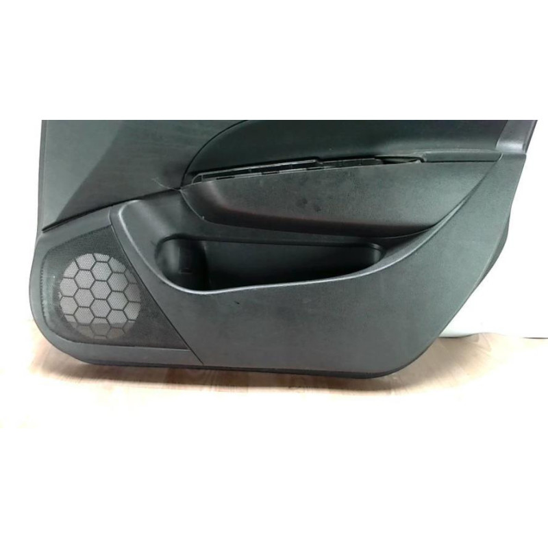 Panneau de porte avant droit SUZUKI SWIFT 4 d’occasion