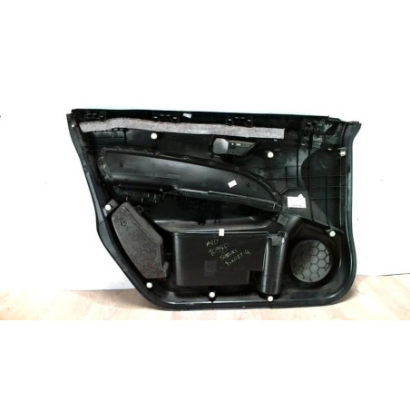 Panneau de porte avant droit SUZUKI SWIFT 4 d’occasion