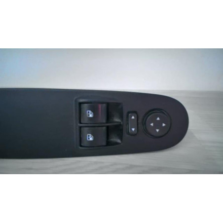 Interrupteur de leve vitre avant gauche FIAT PUNTO EVO 3 d’occasion